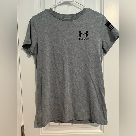 Under Armour Women's New Freedom Flag T-Shirt - Picture 6 of 12